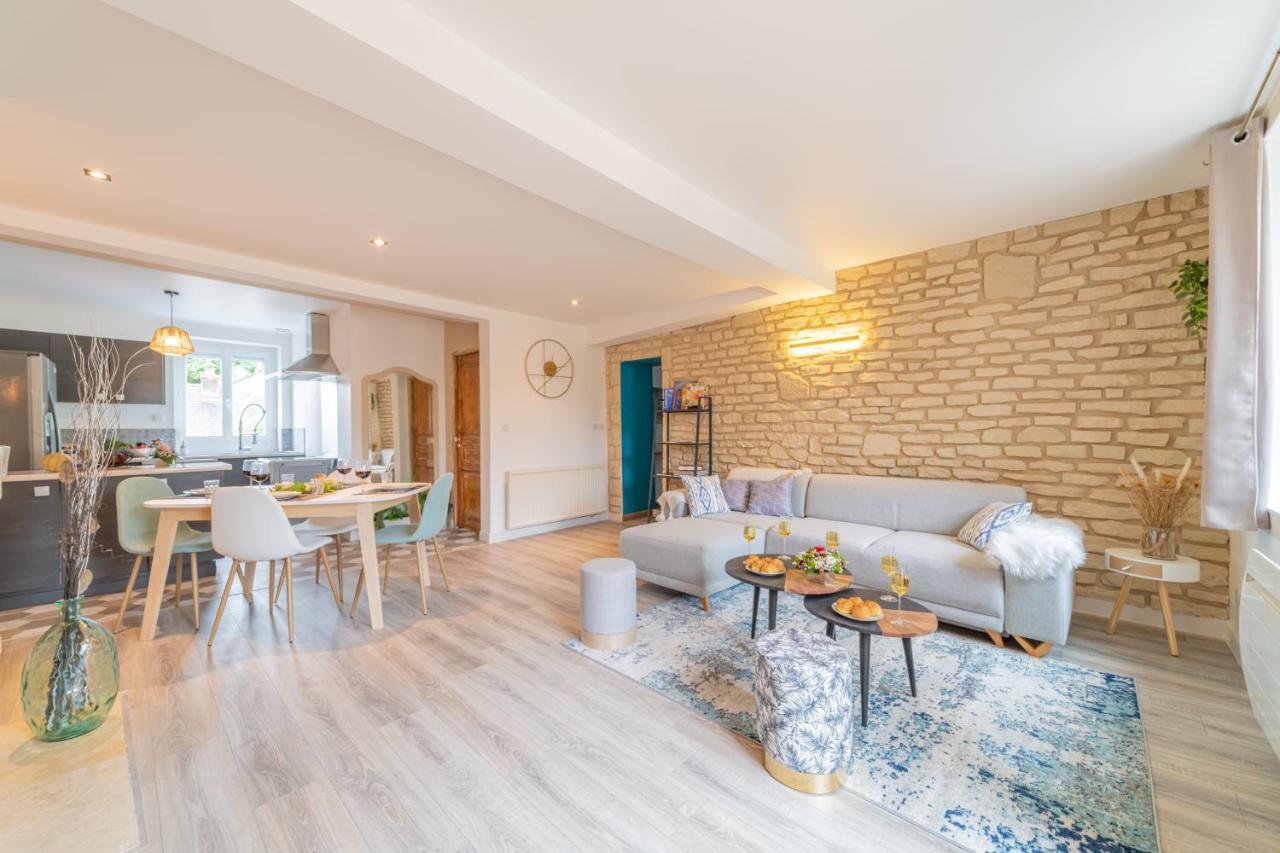 Cote Cour, 3 Chambres, Terrasses, Jardin Prive Avec Terrain De Petanque, Cave Voutee Corgoloin Luaran gambar